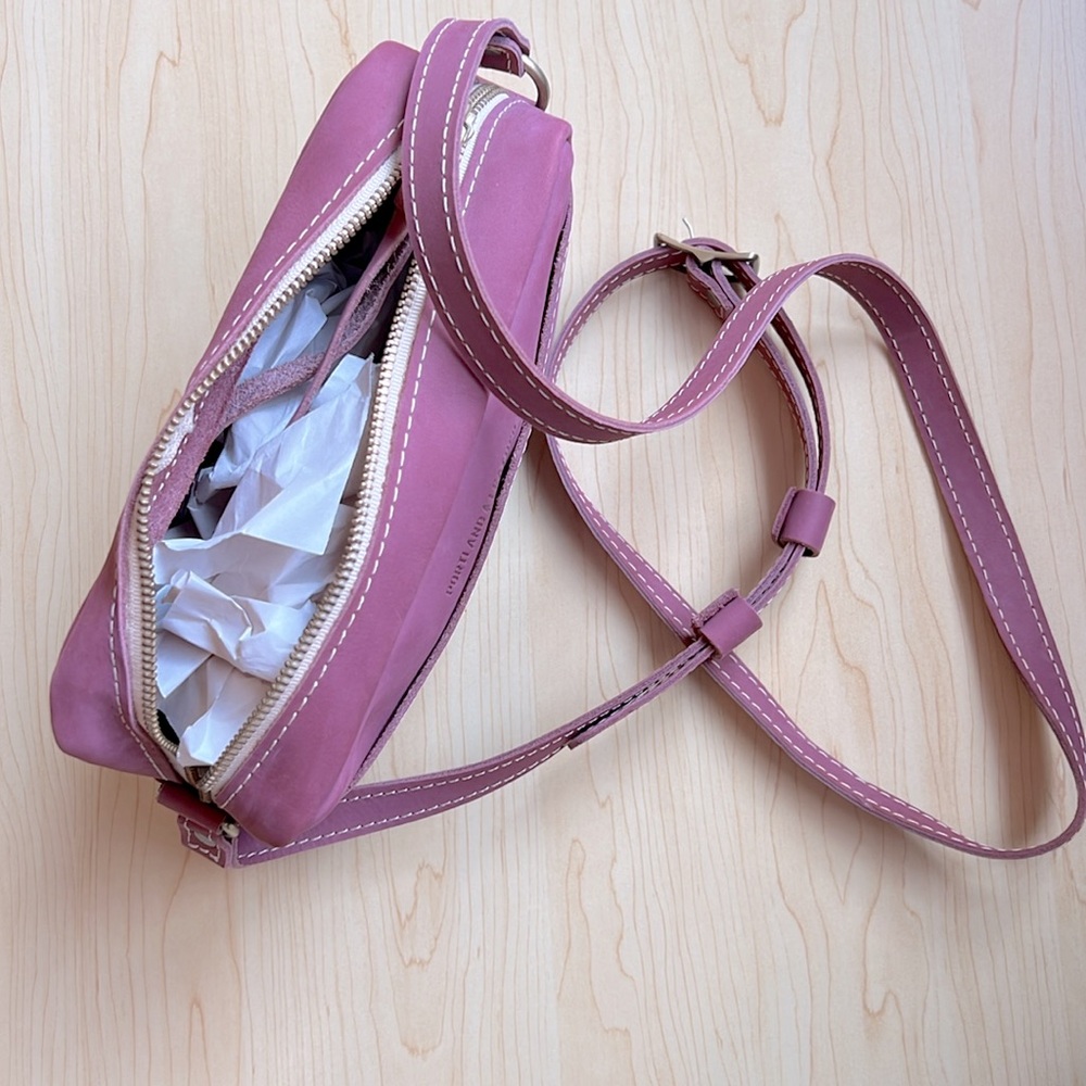 Portland Leather Pink (Foxglove) Crossbody Camera Bag Large - Picture 6 of 9